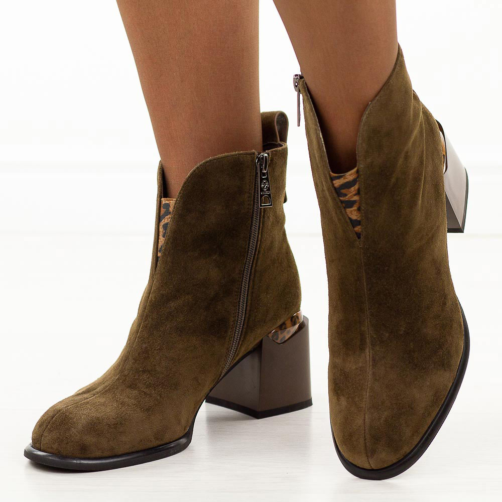 Camelowe zamszowe botki damskie na obcasie Vinceza 66811