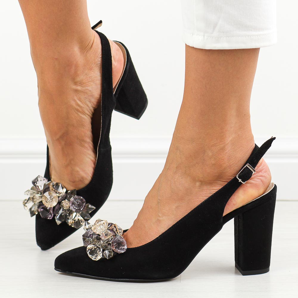 Czarne skórzane Polskie czółenka damskie z kryształami Deoni D311