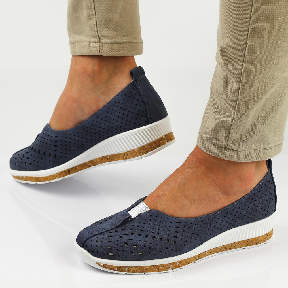 Granatowe półbuty damskie na koturnie Jezzi 1840-13