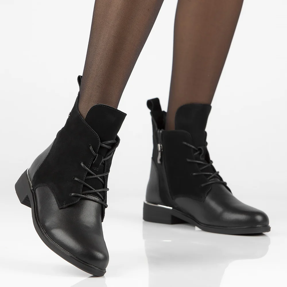 Czarne skórzane botki damskie płaskie Filippo Dbt4749/25