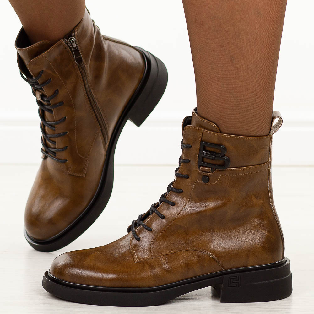 Brązowe skórzane botki damskie Filippo Dbt7361/25