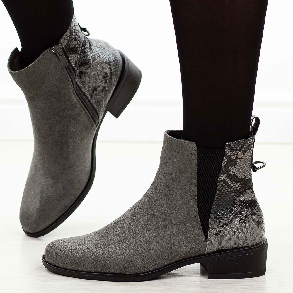 Szare zamszowe płaskie botki damskie M.Daszyński Sa198-30