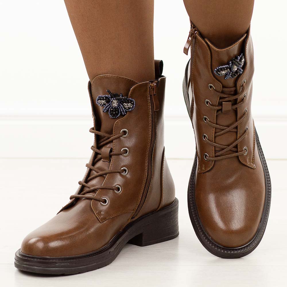 Brązowe wyższe skórzane botki damskie M.Daszyński 2509-1