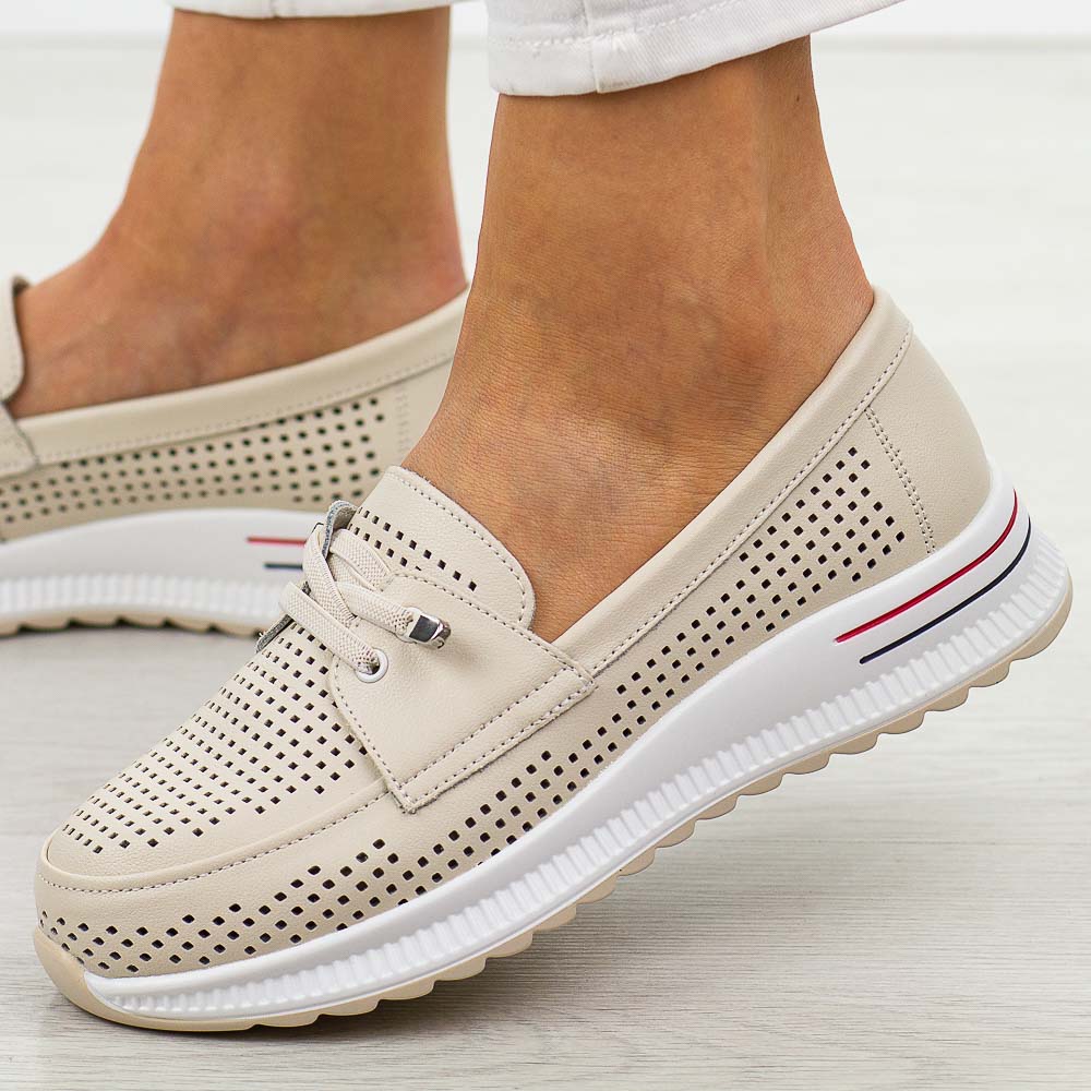 Beżowe ażurowe skórzane półbuty damskie Cambell 07302