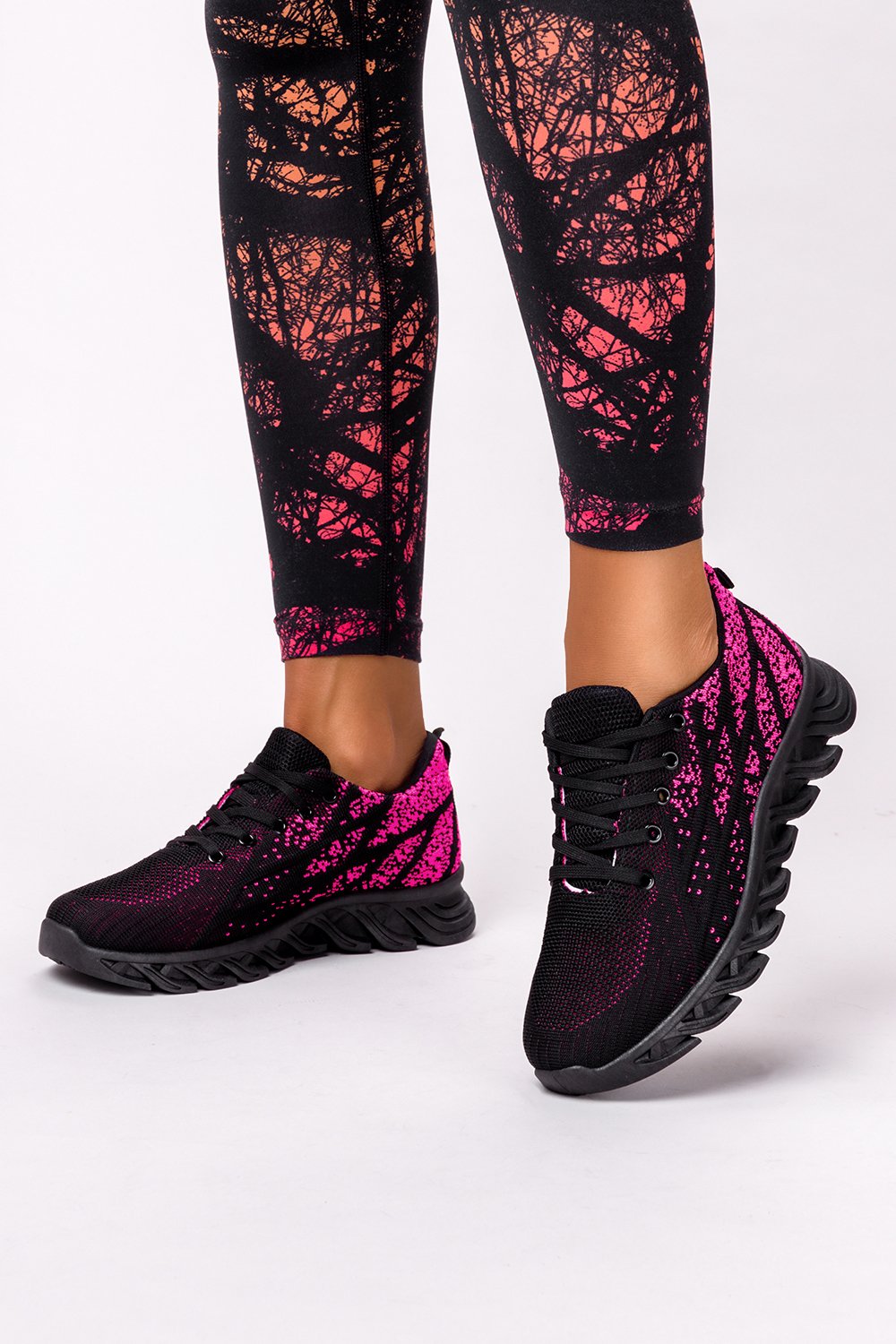 Czarne sneakersy casu buty sportowe sznurowane 12-3-22-bp