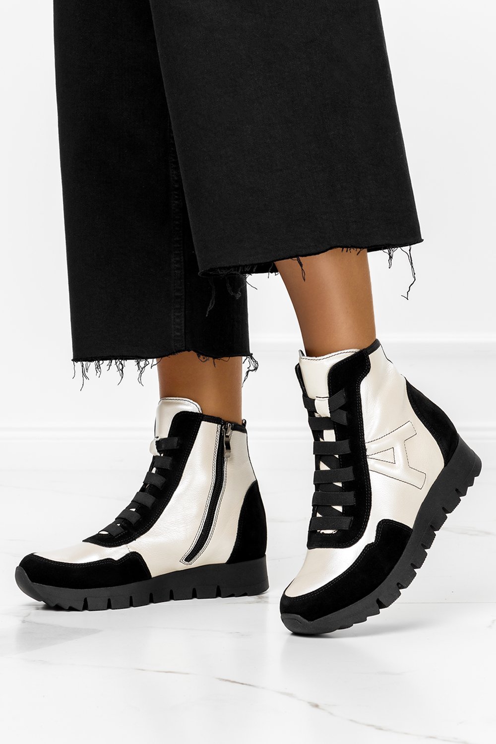 Botki ecru skórzane sneakersy produkt polski casu 09413