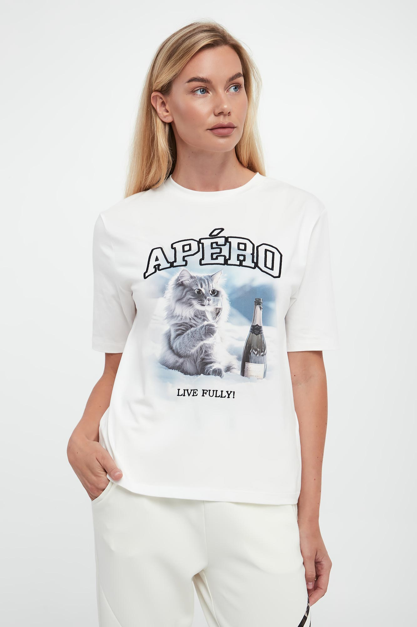 T-shirt damski z nadrukiem SPORTALM