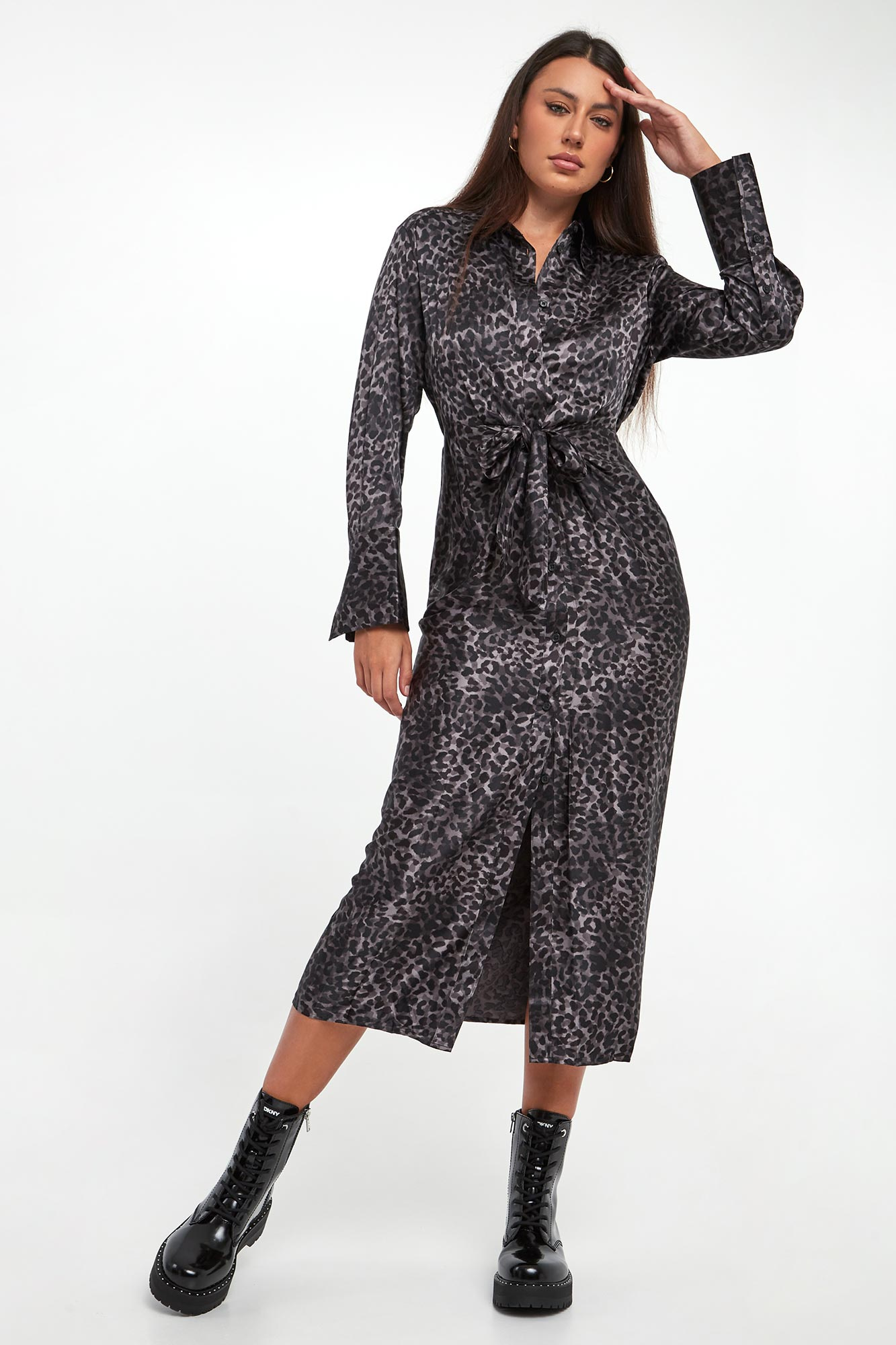 Sukienka szmizjerka w panterkę DKNY