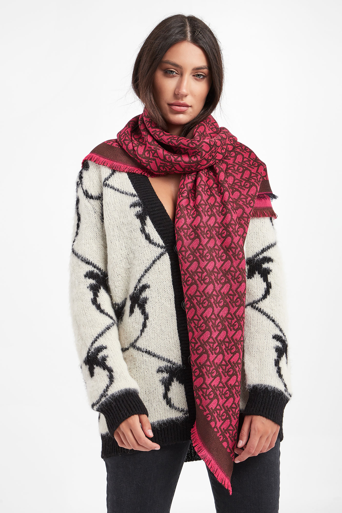 Chusta z wełną Sarata PINKO