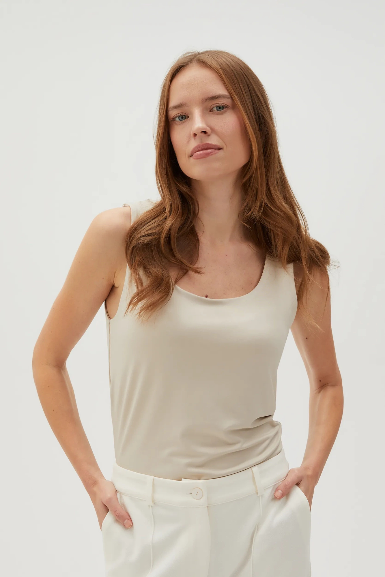 Gładki top beżowy