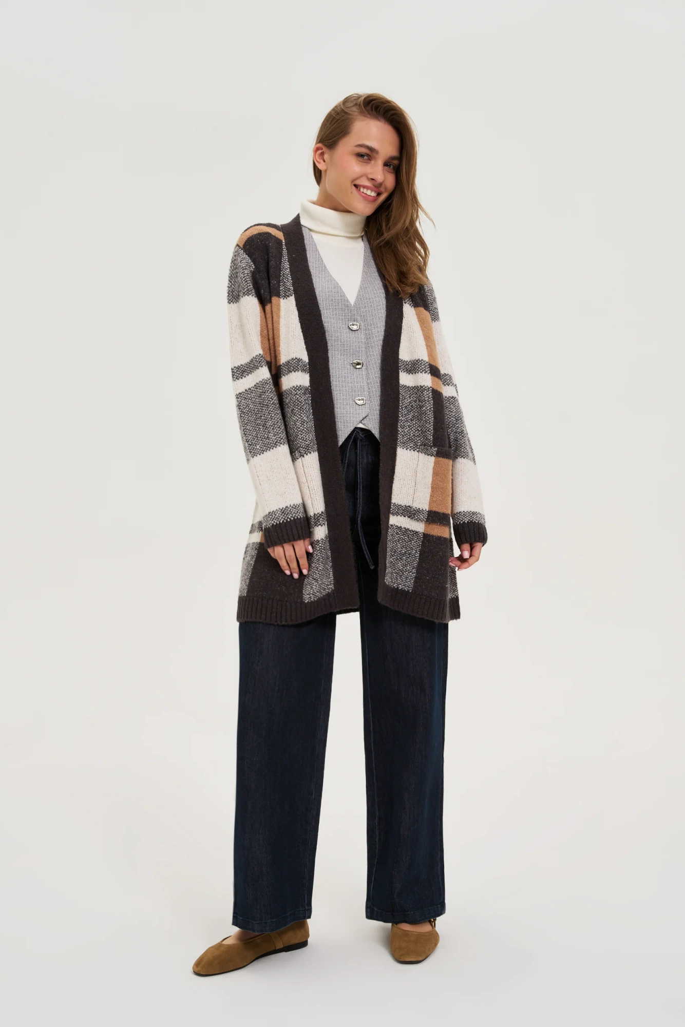 Kardigan w kratę beżowy