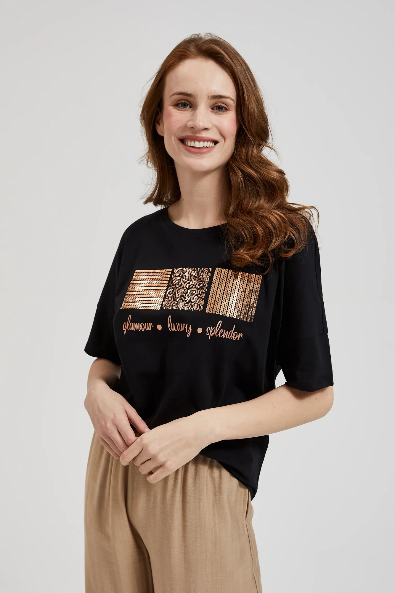 Bluzka z cekinami czarna