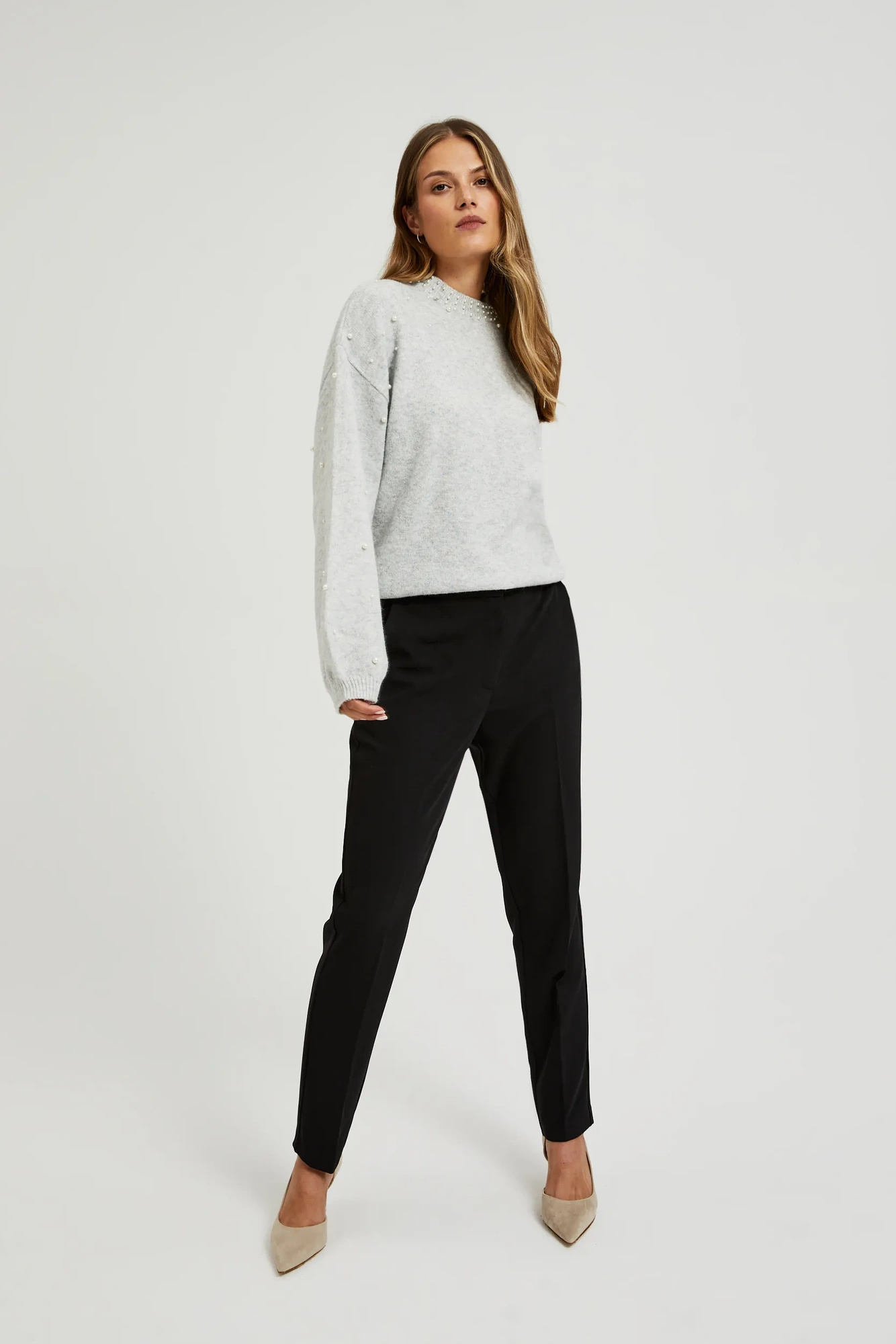 Eleganckie spodnie ze zwężanymi nogawkami czarne