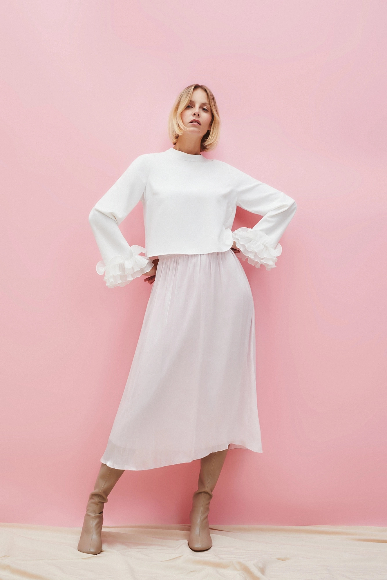 Koszula z falbanami na rękawach biała