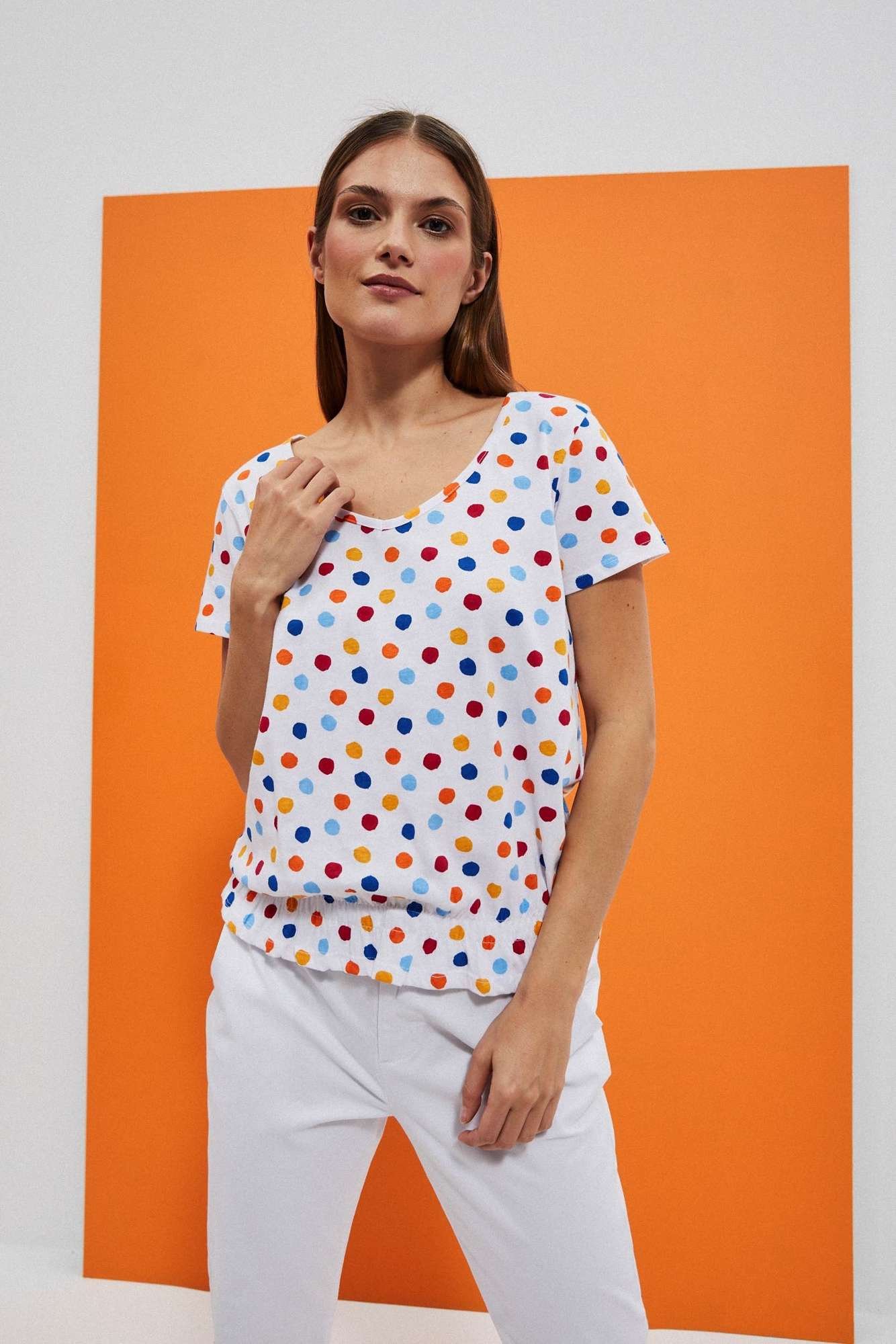 T-shirt w kolorowe kropki