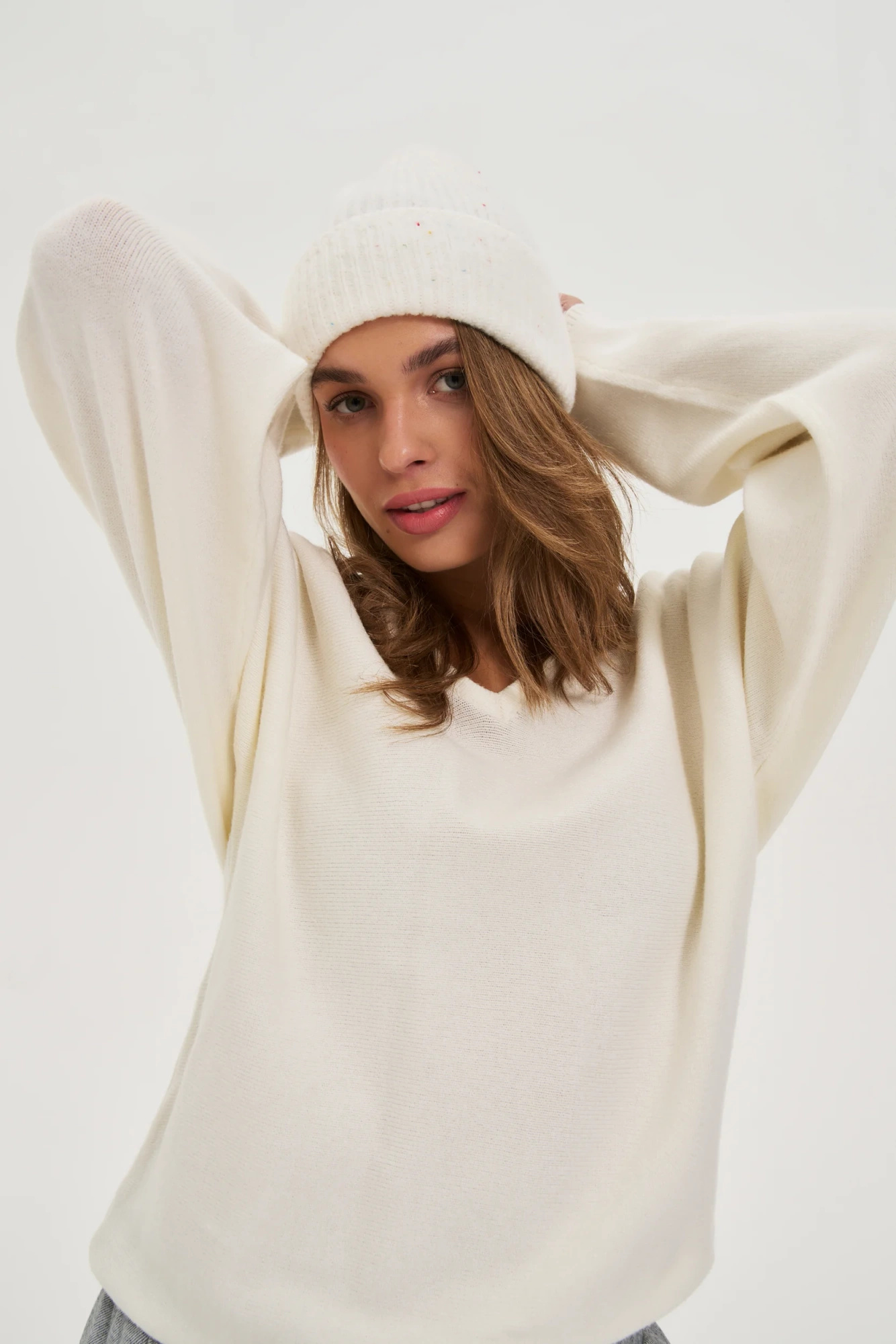 Ciepła czapka biała