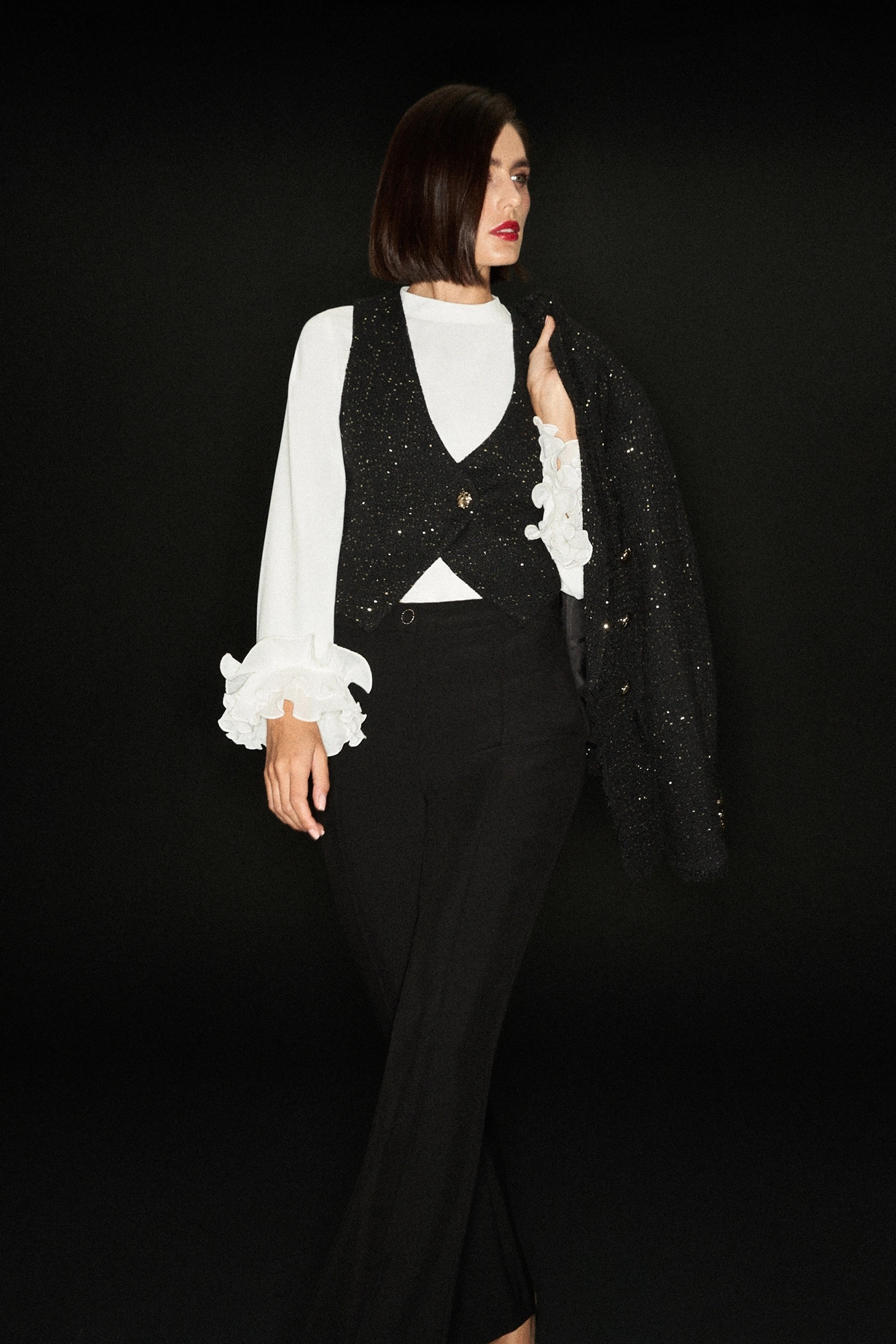 Kamizelka z ozdobym guzikiem czarna