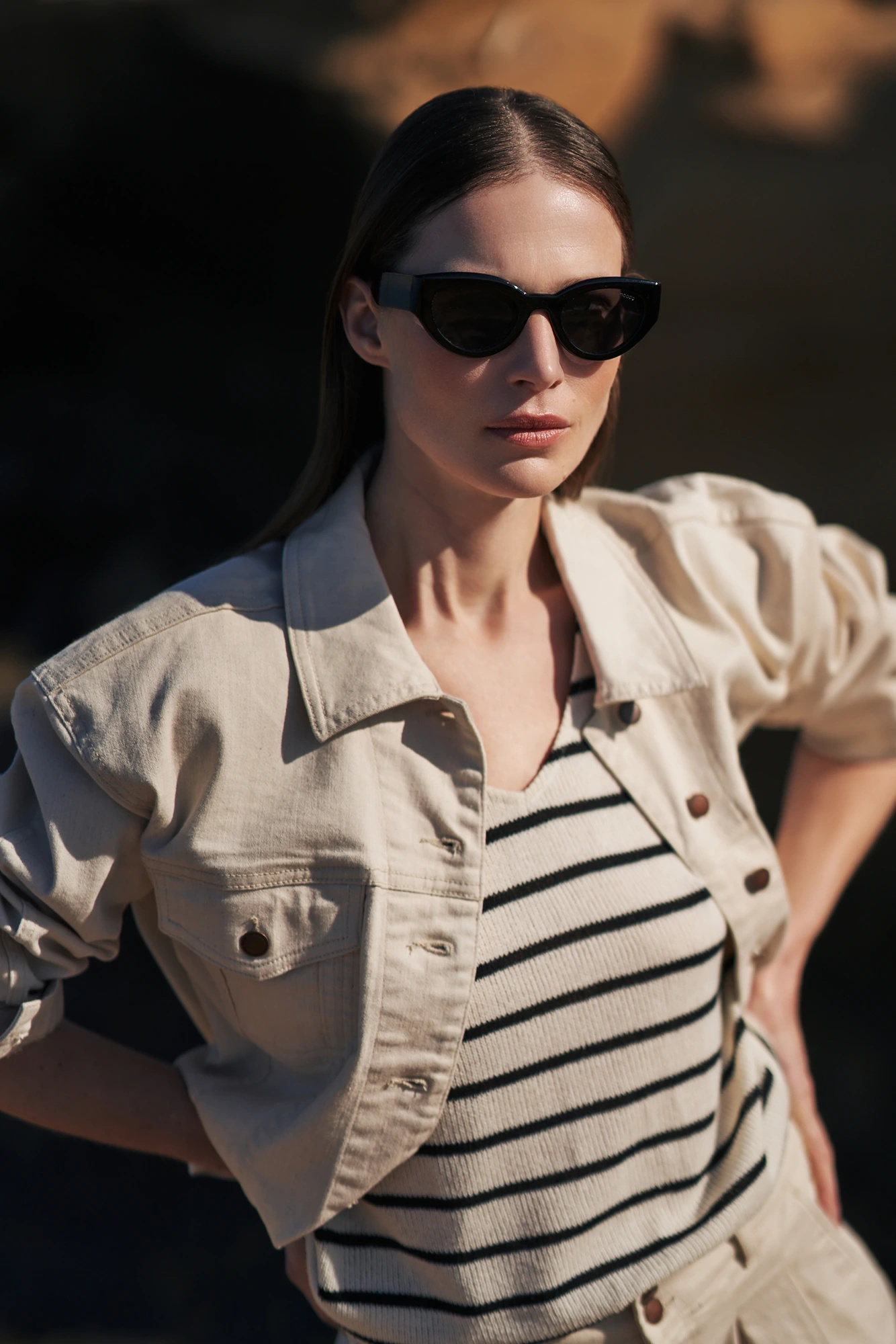 Jeansowa kurtka beżowa