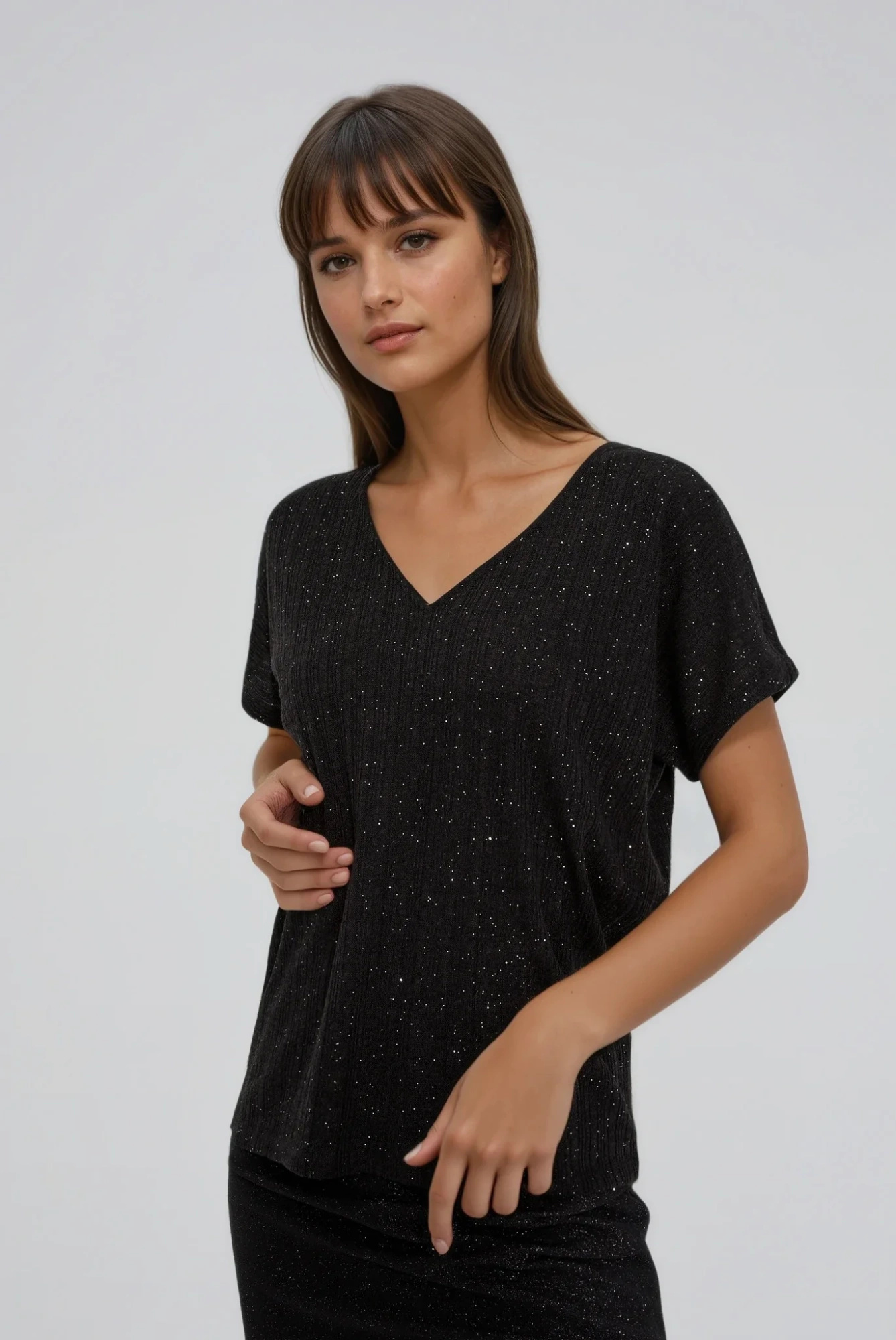 Błyszcząca bluzka z wiązaniem na plecach czarna