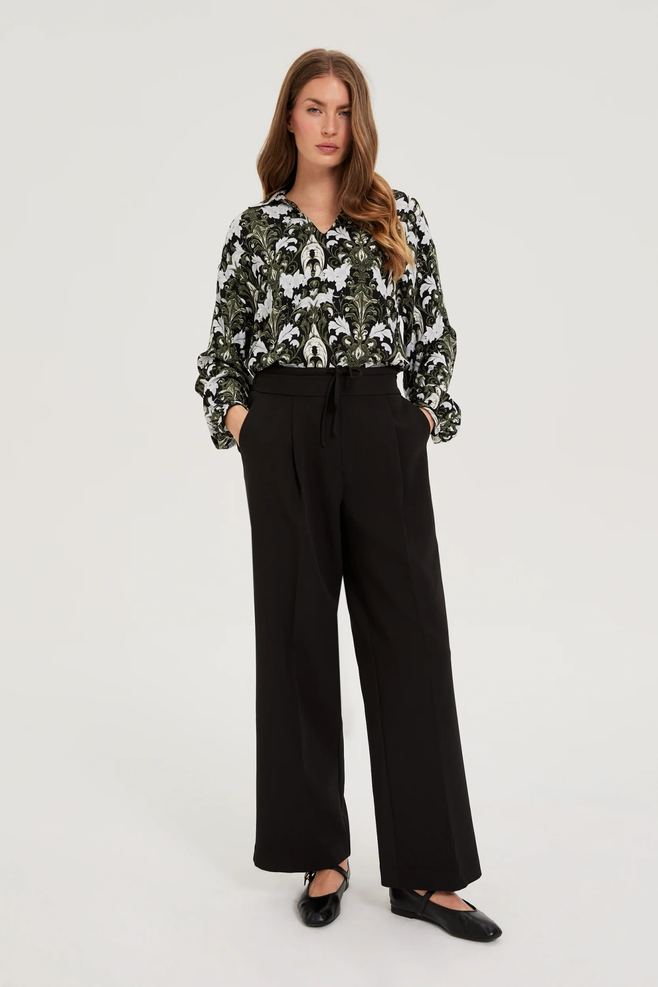 Spodnie z szerokimi nogawkami czarne