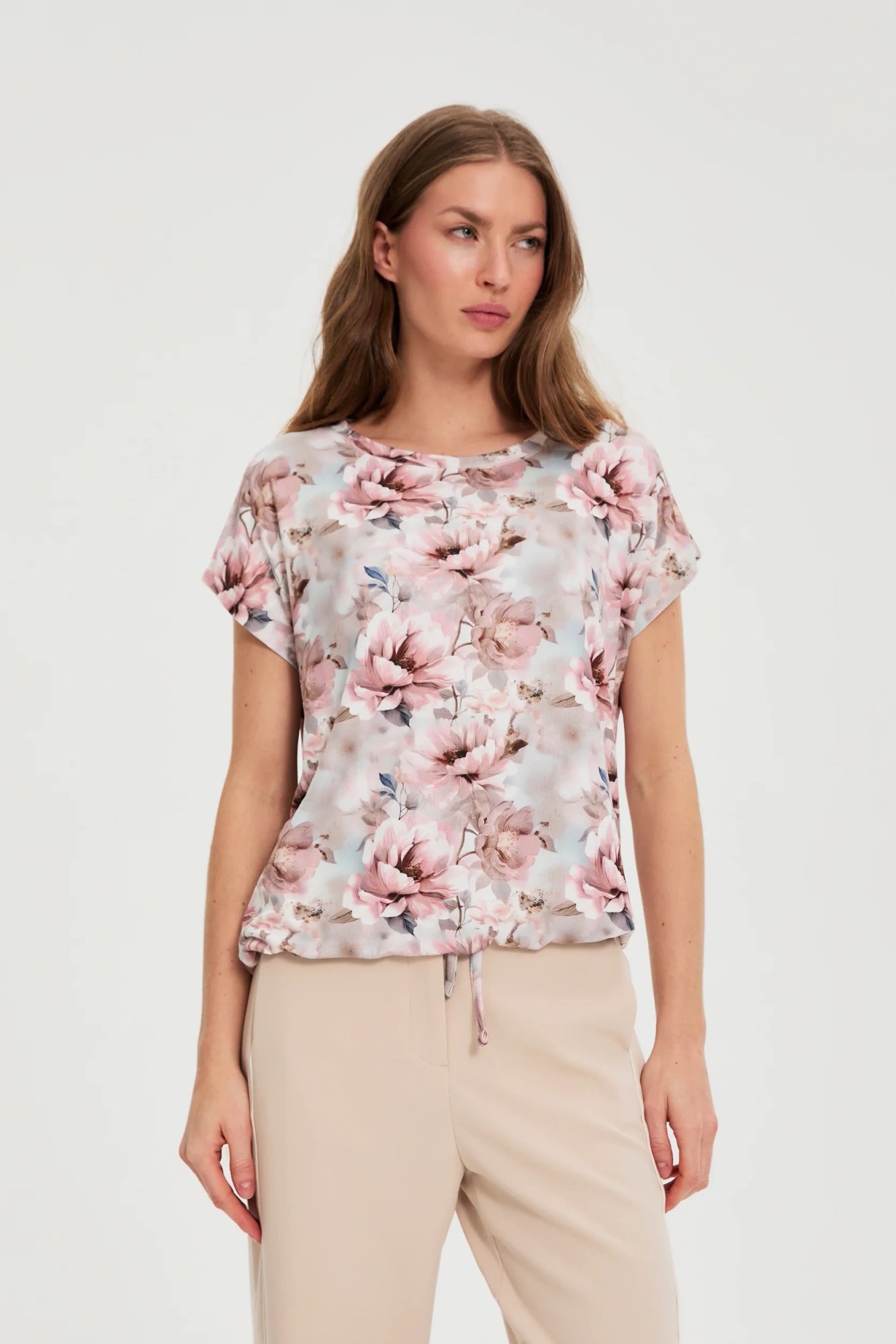 Bluzka w kwiaty różowa