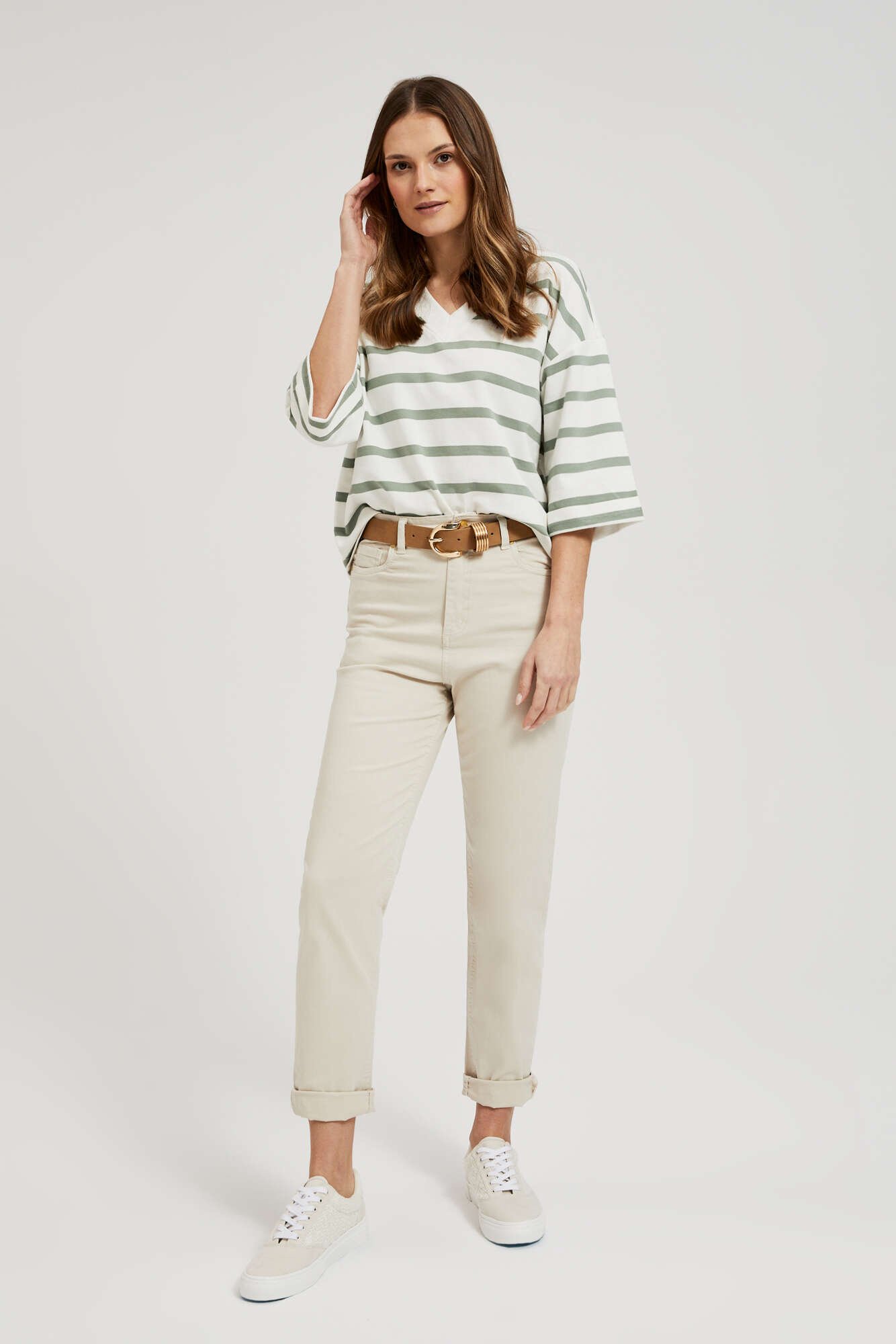 Jeansy mom fit bężowe