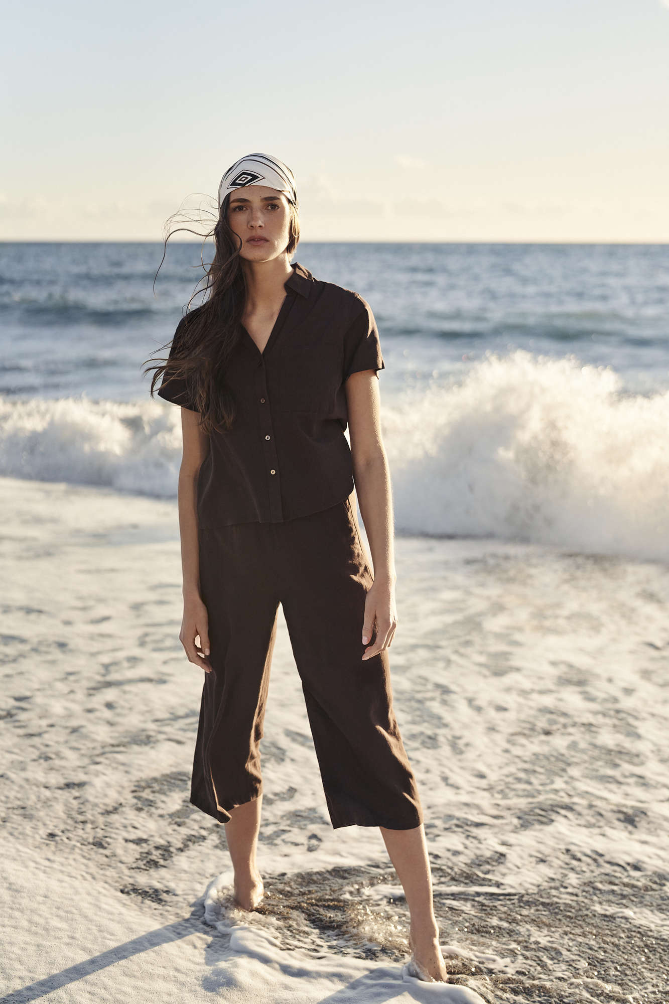 Spodnie kuloty z gumą w talii ciemnobrązowe