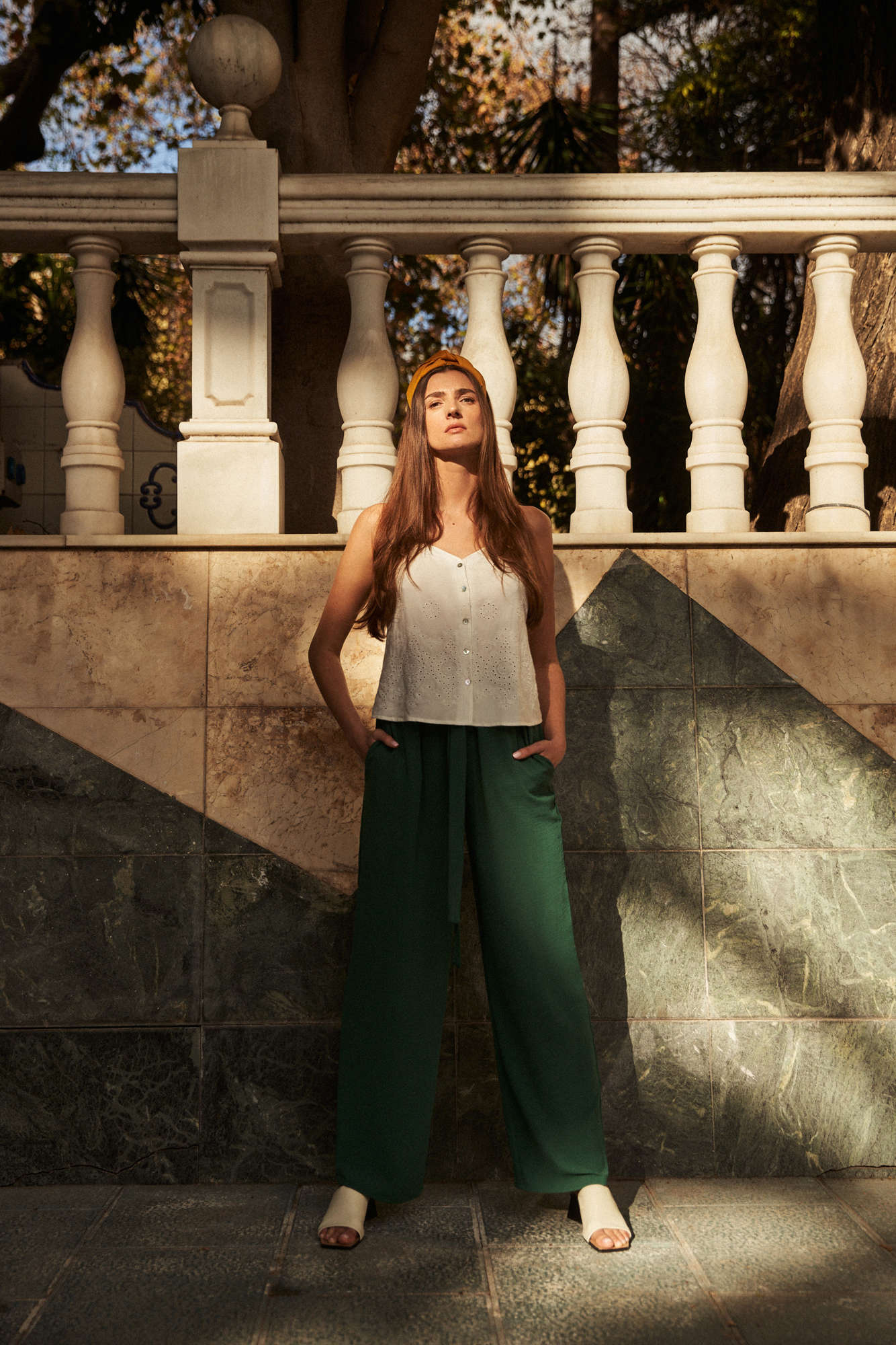 Spodnie z szerokimi nogawkami malachitowe