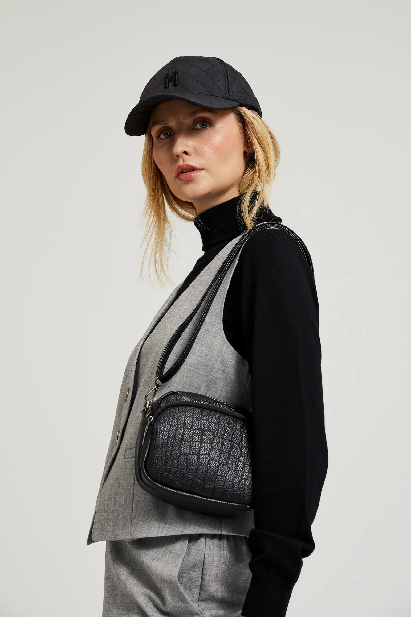 Mała torebka z ekoskóry czarna