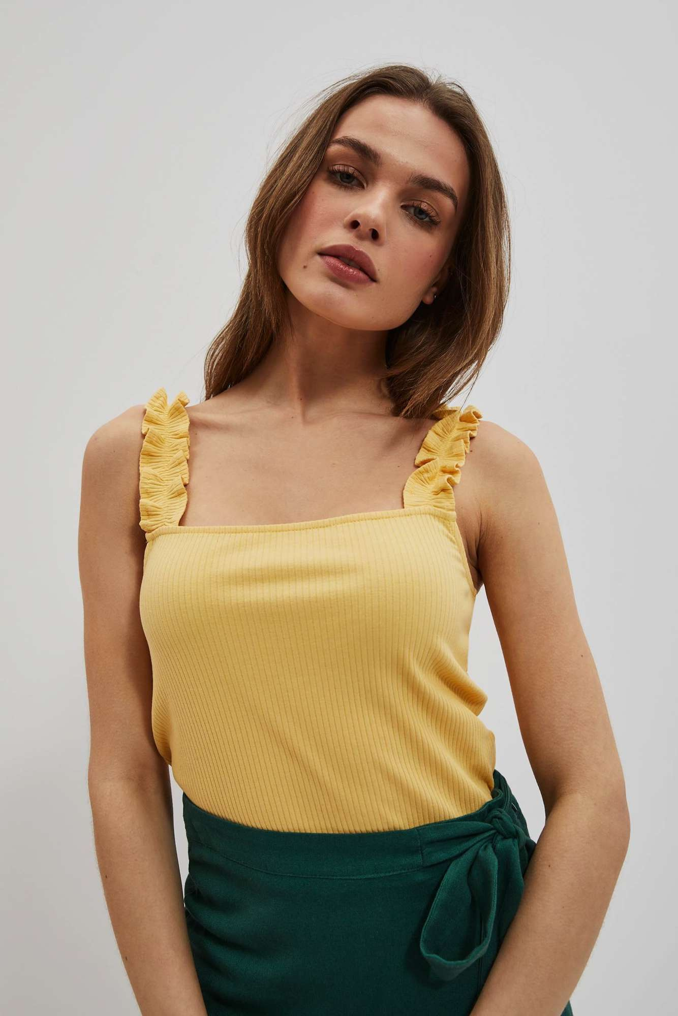 Prążkowany top damski żółty