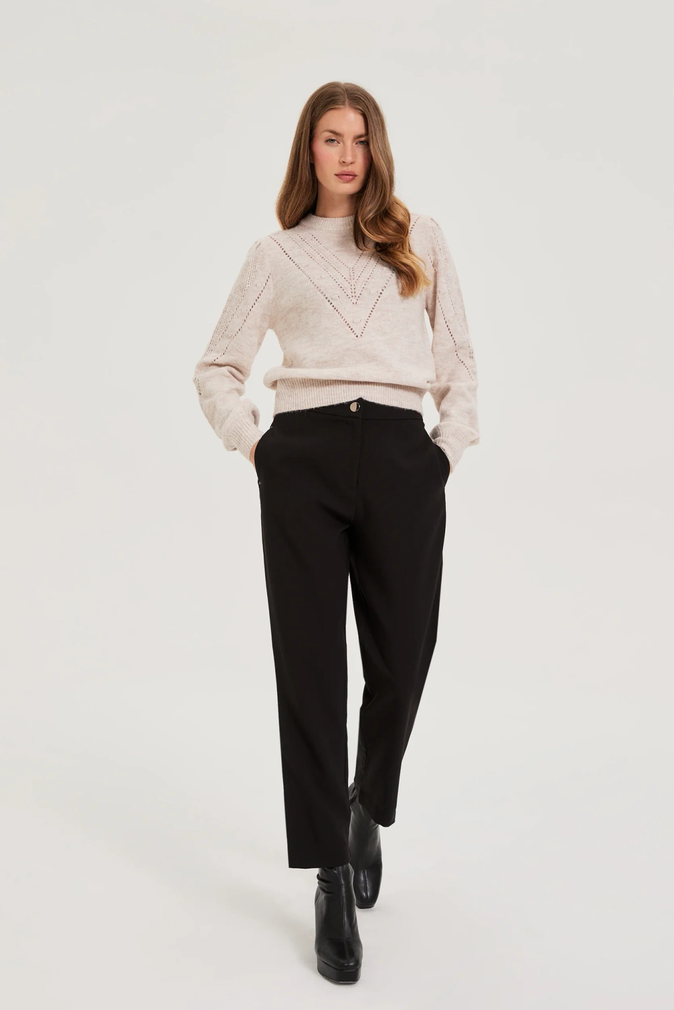 Gładkie spodnie czarne