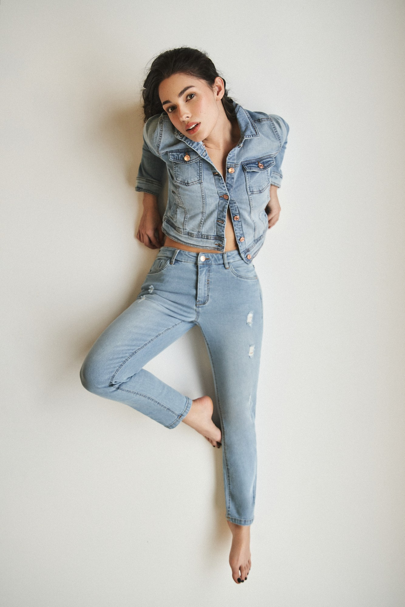 Jeansy niebieskie z prostą nogawką