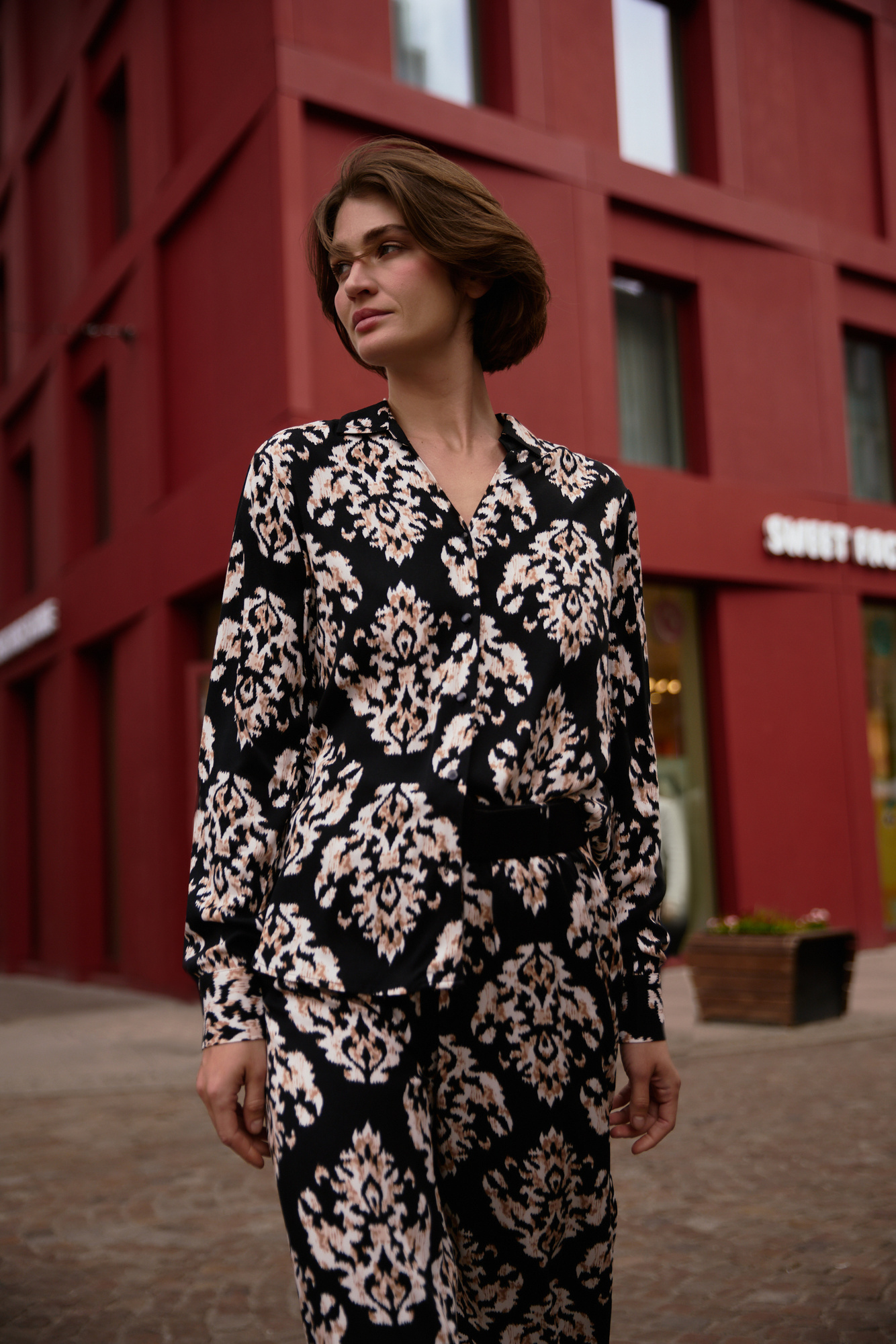 Wiskozowa koszula czarna