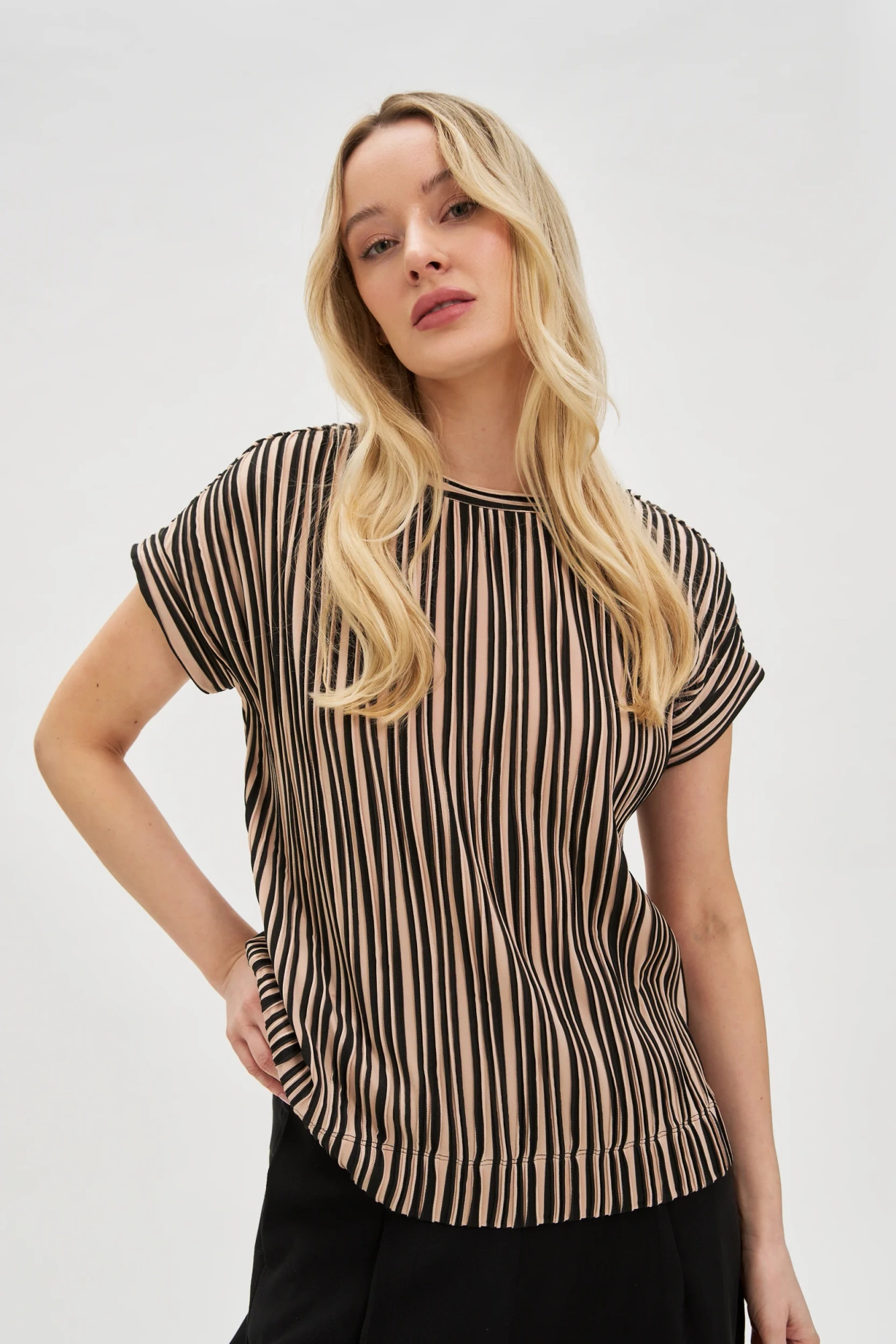 Bluzka w paski beżowa