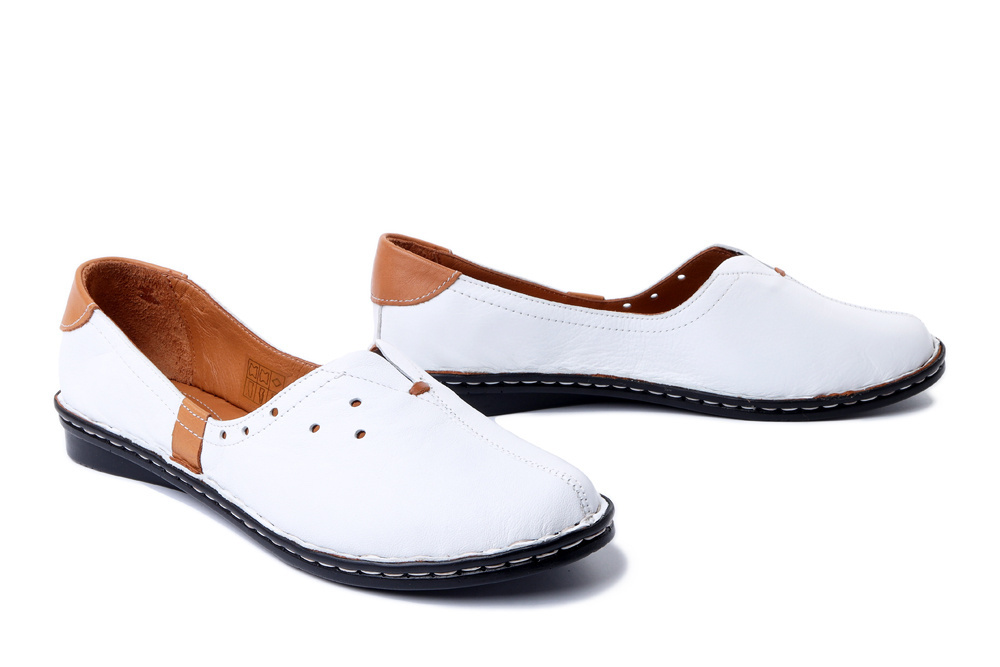 ARTIKER RELAKS 38C0356 white/brown, półbuty/mokasyny damskie