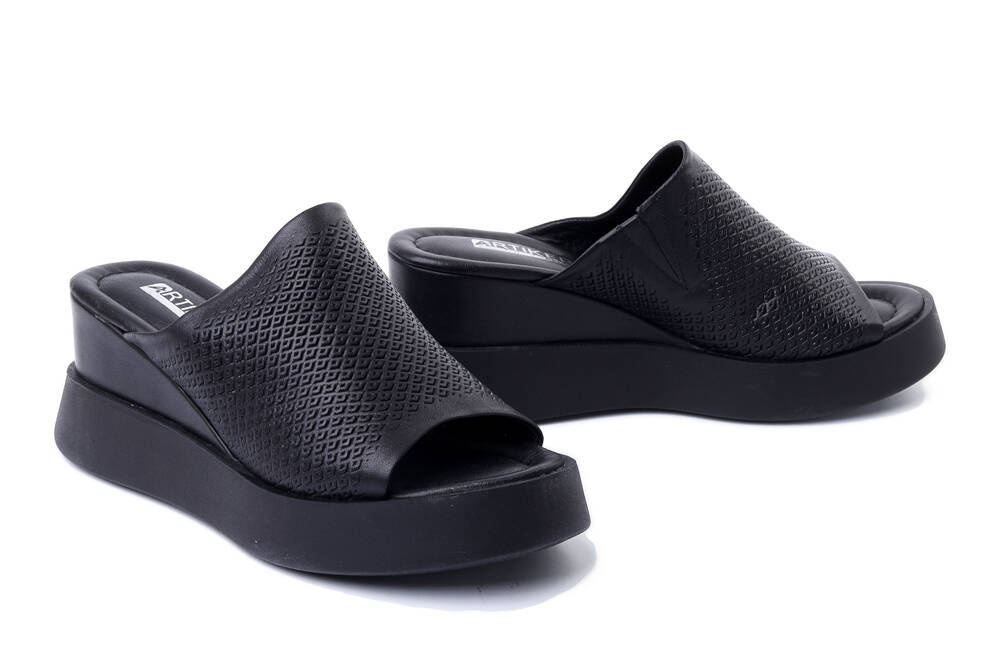 ARTIKER RELAKS 54C0311 czarny, klapki damskie