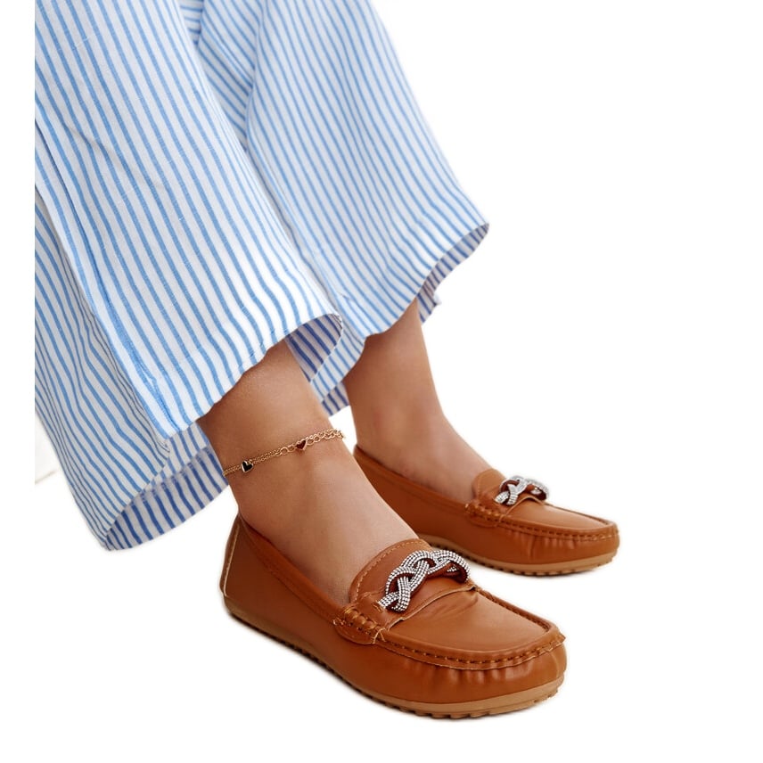 Brązowe mokasyny zdobione cyrkoniami Adiba