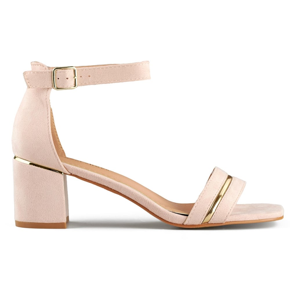 Różowe sandały damskie na niskim słupku zapinane na kostce