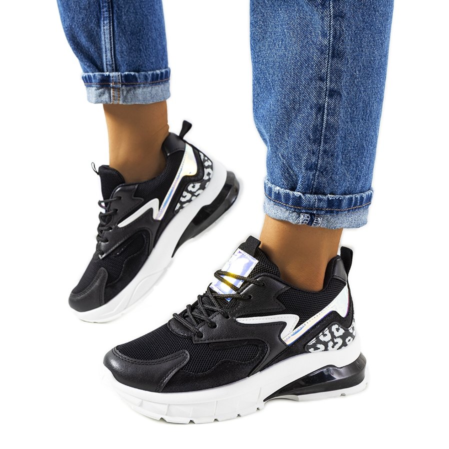 Czarne holograficzne sneakersy George