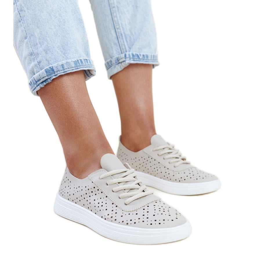 Beżowe ażurowe tenisówki Manoek beżowy