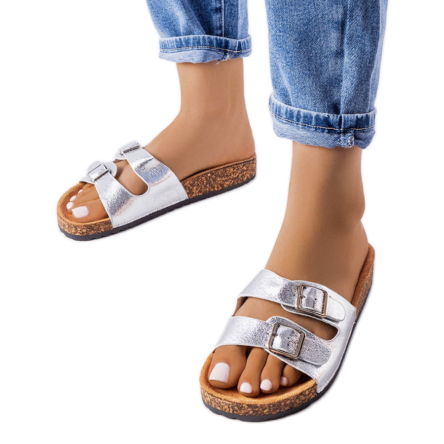 BM Srebrne klapki na korkowej podeszwie Cincinna srebrny