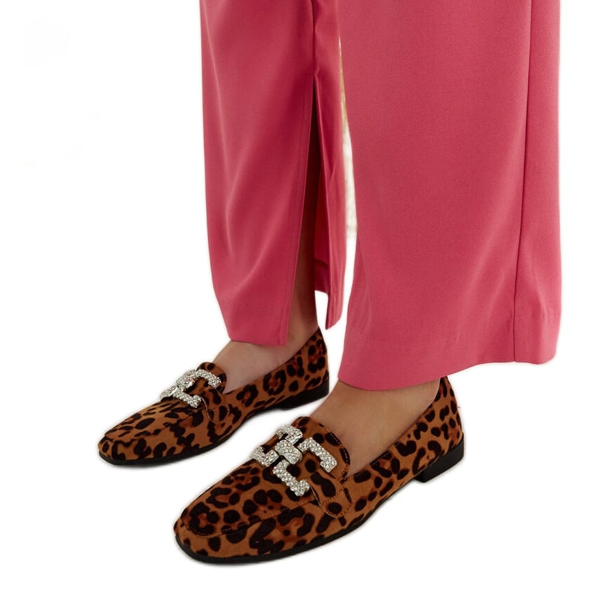 Panterkowe mokasyny zdobione cyrkoniami Sanny brązowe