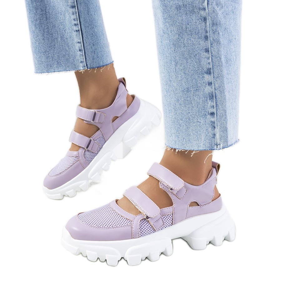 Fioletowe sneakersy na traktorkowej podeszwie Djurs