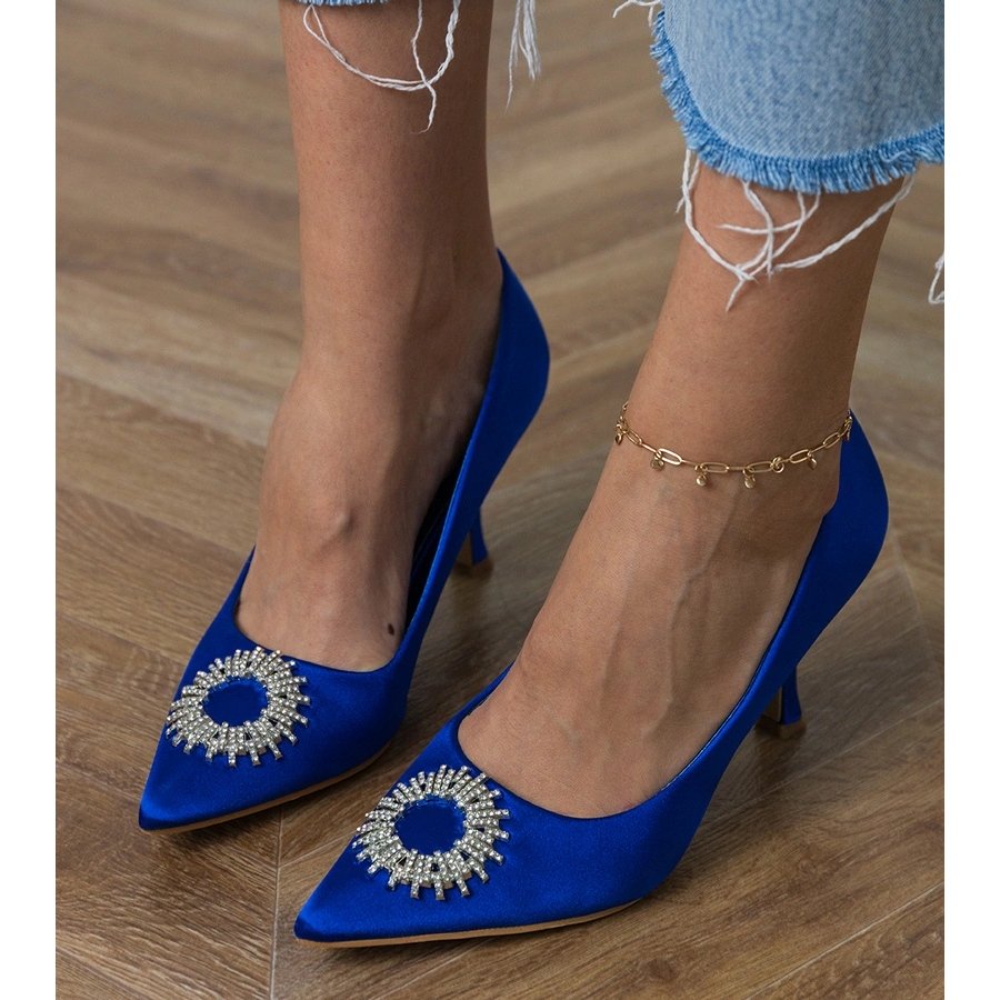 Niebieskie czółenka satynowe z cyrkoniami