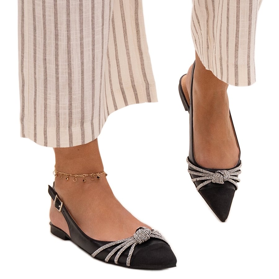 Balerinki ze szpiczastym noskiem i cyrkoniami Sellar czarne