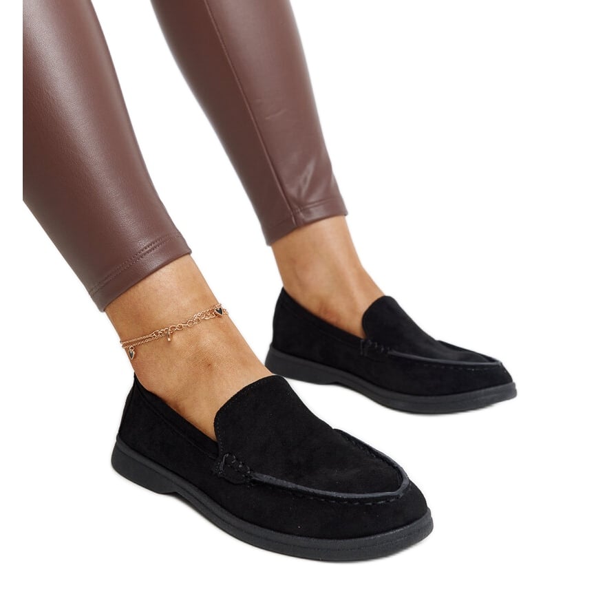 Czarne zamszowe półbuty Rumay