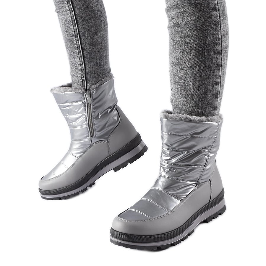 Srebrne ocieplane futerkiem śniegowce Tylertown srebrny