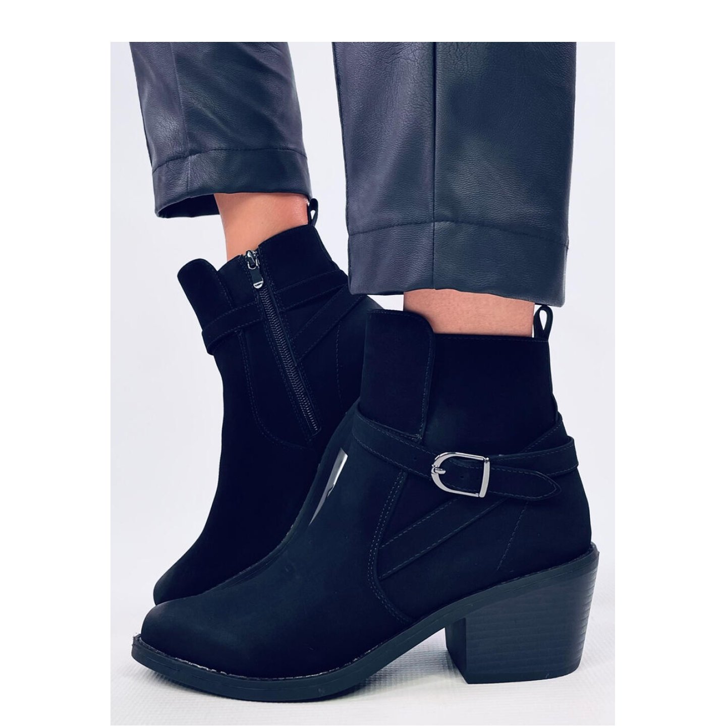 Botki kowbojki niski obcas Cunnig Black - Inello czarne