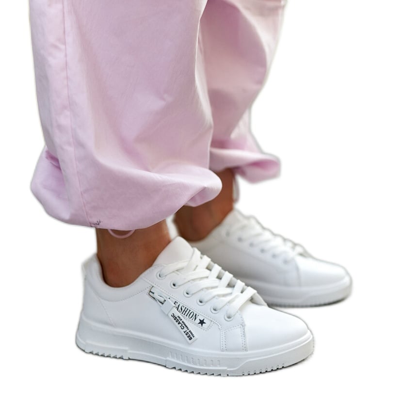 Białe sneakersy eko skóra Brecht