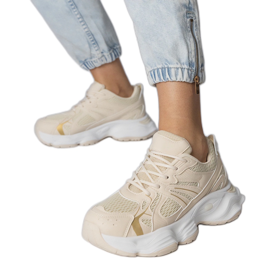 Beżowe sneakersy sportowe na masywnej podeszwie beżowy